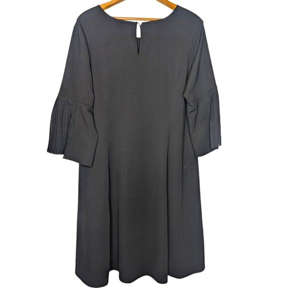H By Halston Pleated Bell Sleeve Dress Black Sz 22WP NWOT - Picture 4 of 4